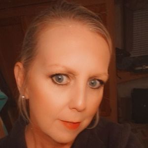 Meet your Posher, Pam